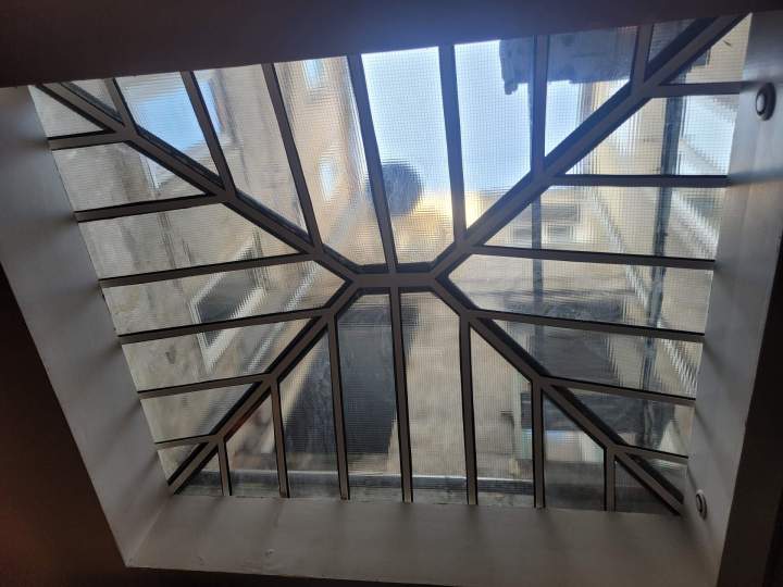 Votre professionnel en fabrication et pose de verrière de toiture près de Bordeaux