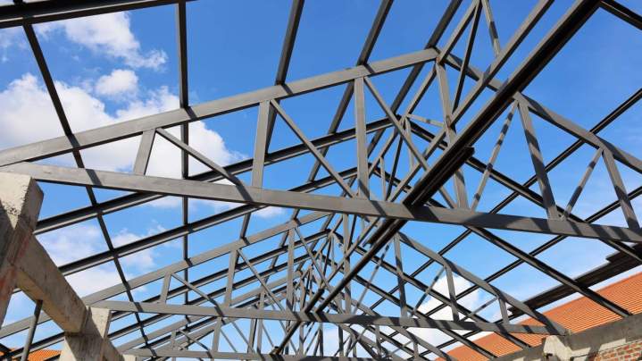 Votre professionnel en fabrication et pose de charpente près de Bordeaux